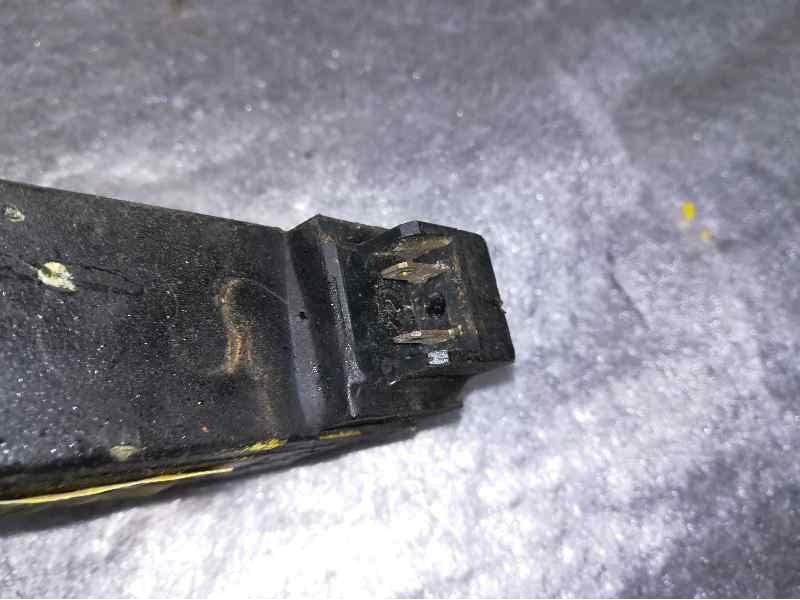 Recambio de elevalunas delantero derecho para renault 14 gts referencia OEM IAM SIN REF. 2 PINS ELECTRICO 