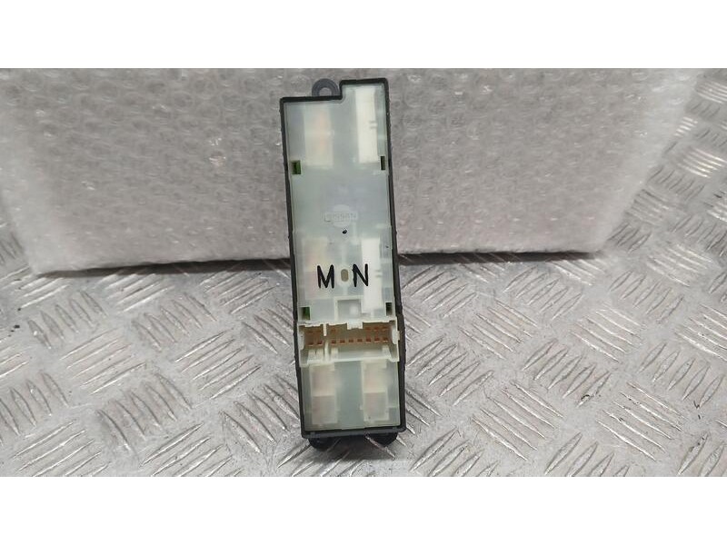 Recambio de mando elevalunas delantero izquierdo para nissan almera (n16/e) acenta referencia OEM IAM 25401BU861  OY28