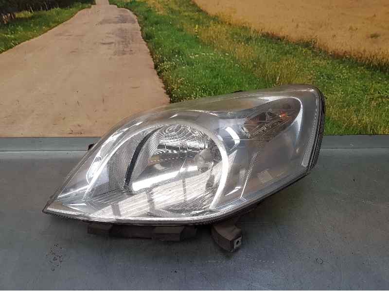 Recambio de faro izquierdo para peugeot bipper básico referencia OEM IAM 1353198080 45570383 ROZADO VER FOTOS