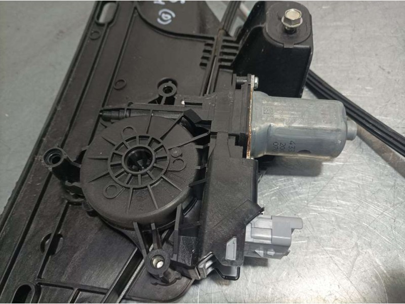 Recambio de elevalunas delantero derecho para peugeot 2008 (p1) allure referencia OEM IAM 9828130680  ELECTRICO