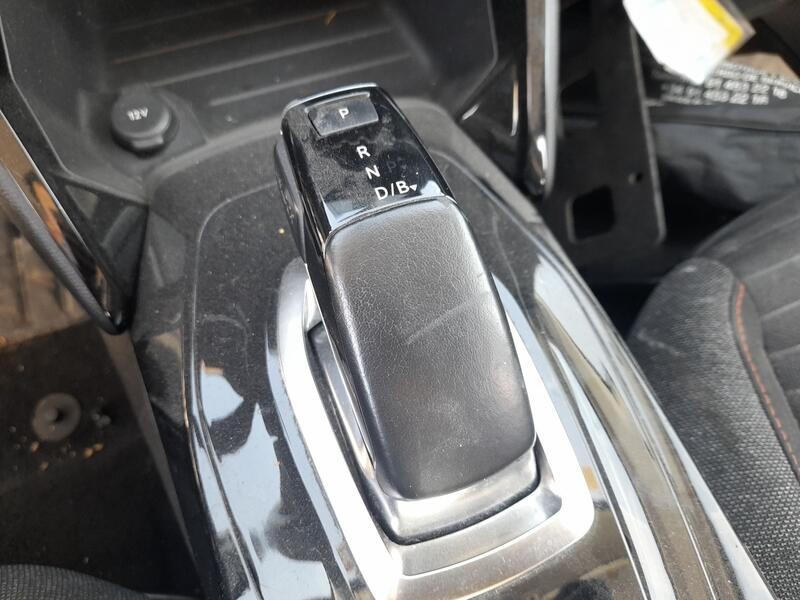 Recambio de palanca cambio para peugeot 208 ii (ub_, up_, uw_, uj_) e-208 referencia OEM IAM 1663576080  