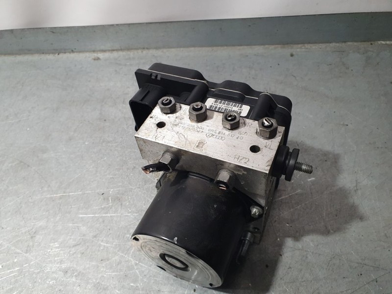 Recambio de abs para seat ibiza (6j5) stylance / style referencia OEM IAM 6R0614517AD 0265239003 BOSCH