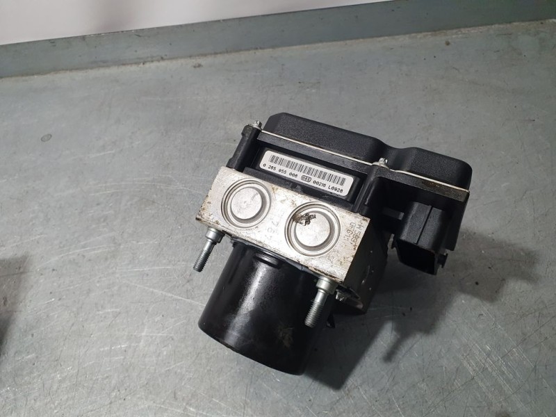 Recambio de abs para seat ibiza (6j5) stylance / style referencia OEM IAM 6R0614517AD 0265239003 BOSCH