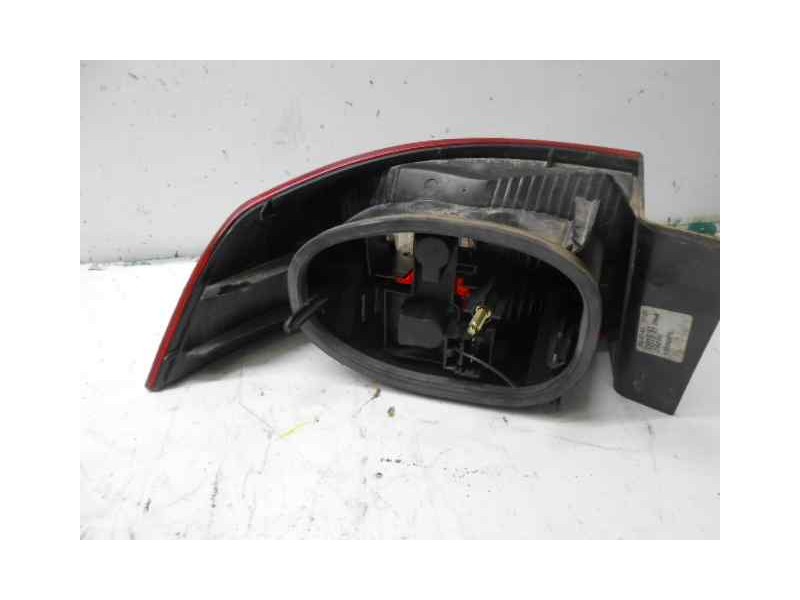 Recambio de piloto trasero derecho para renault laguna ii (bg0) 2.2 dci turbodiesel referencia OEM IAM 8200002474  EXTERIOR