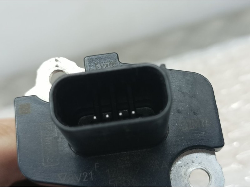 Recambio de caudalimetro para ford b-max trend referencia OEM IAM 8V2112B579AA  