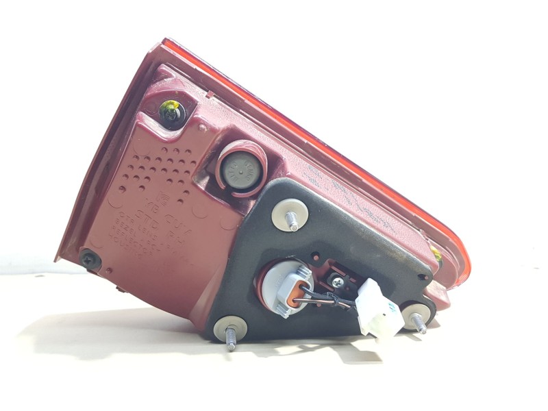 Recambio de piloto trasero derecho interior para kia stonic (yb) 1.0 t-gdi eco-dynamics+ referencia OEM IAM 92404H8400  