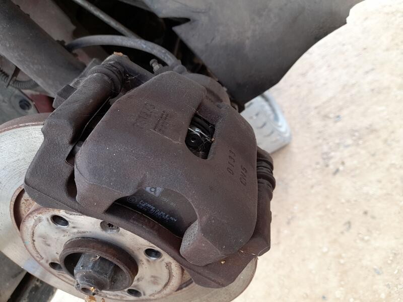 Recambio de pinza freno delantera derecha para citroën c3 i (fc_, fn_) 1.4 i referencia OEM IAM 4401E1  