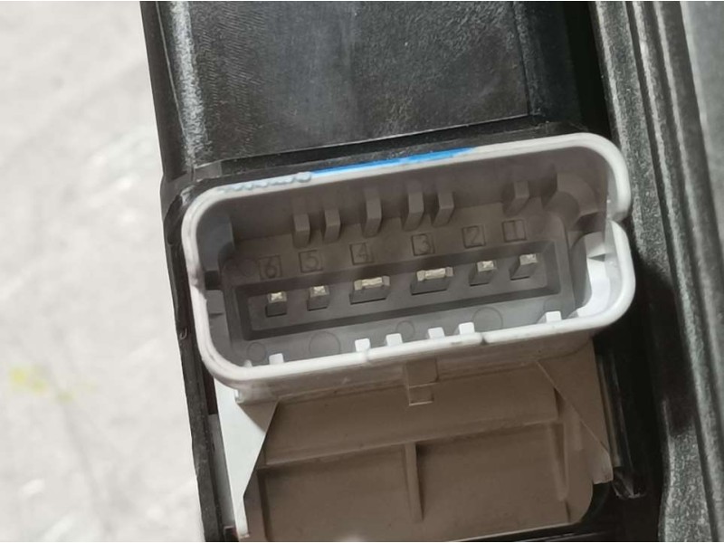 Recambio de elevalunas trasero derecho para peugeot 2008 (p1) allure referencia OEM IAM 9830002480  ELECTRICO