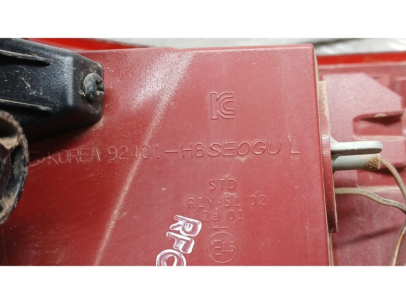 Recambio de piloto trasero izquierdo exterior para kia stonic (yb) 1.0 t-gdi eco-dynamics+ referencia OEM IAM 92401H8400  92401H