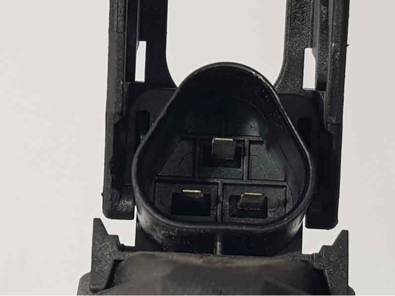 Recambio de bobina encendido para peugeot 5008 confort referencia OEM IAM 75949378002 0221504471 BOSCH