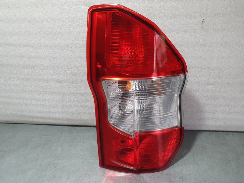 Recambio de piloto trasero izquierdo para ford transit courier ambiente referencia OEM IAM 17435F ET7613405AF 