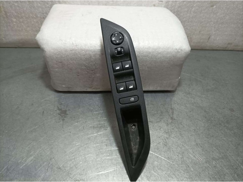 Recambio de mando elevalunas delantero izquierdo para peugeot 2008 (p1) allure referencia OEM IAM 96788264ZD 10025551 C/ MANDO R