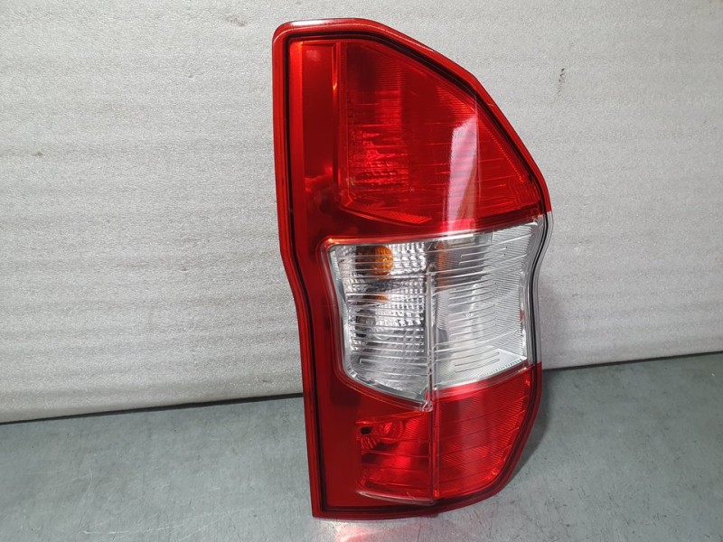 Recambio de piloto trasero izquierdo para ford transit courier ambiente referencia OEM IAM 17435F ET7613405AF 