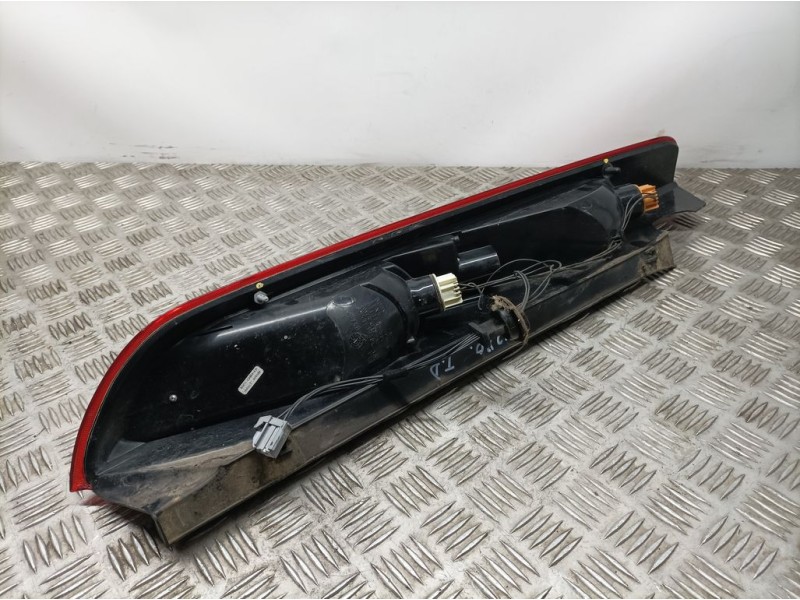 Recambio de piloto trasero derecho para ford focus lim. (cb4) trend referencia OEM IAM 1528770  