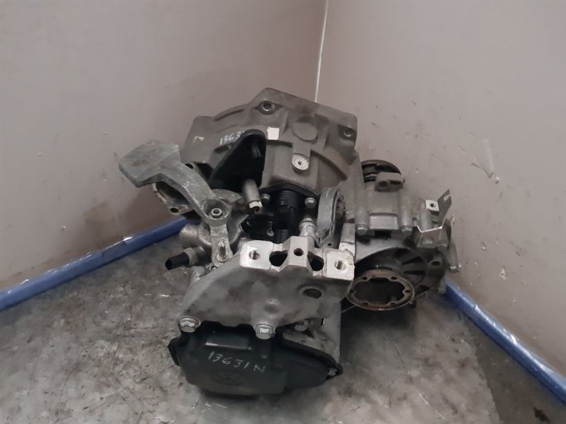 Recambio de caja cambios para volkswagen golf vi (5k1) advance referencia OEM IAM LLL 19118 5VELOCIDADES
