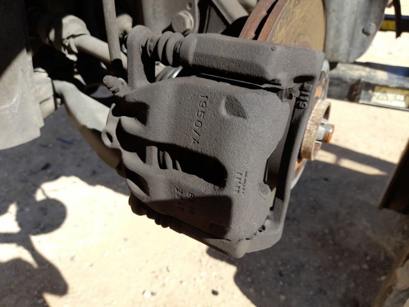 Recambio de pinza freno delantera izquierda para nissan micra v (k14) 0.9 ig-t referencia OEM IAM 410111HA0B  