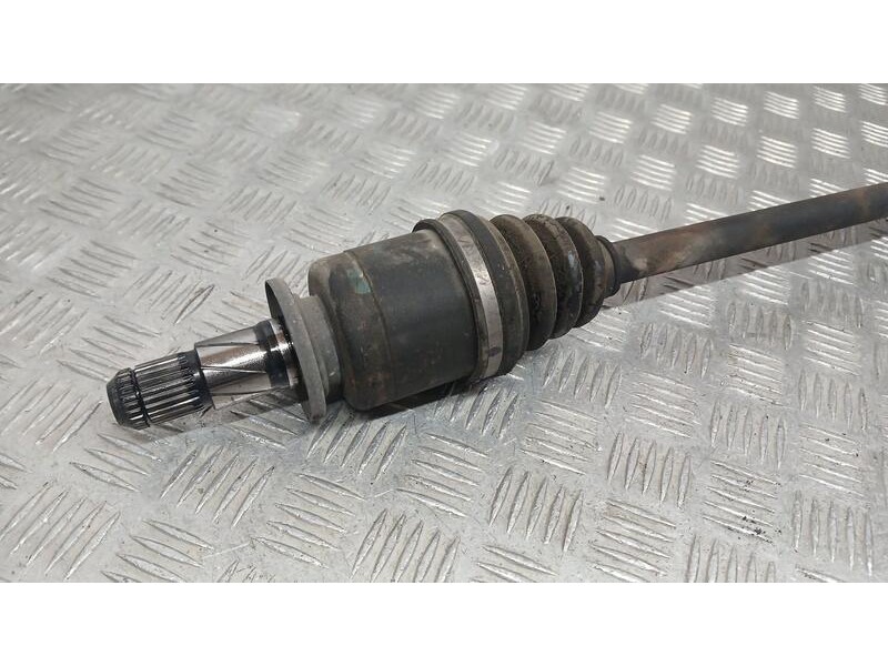 Recambio de transmision trasera derecha para subaru legacy familiar/outback b13 (bp) limited referencia OEM IAM 28421AG011  