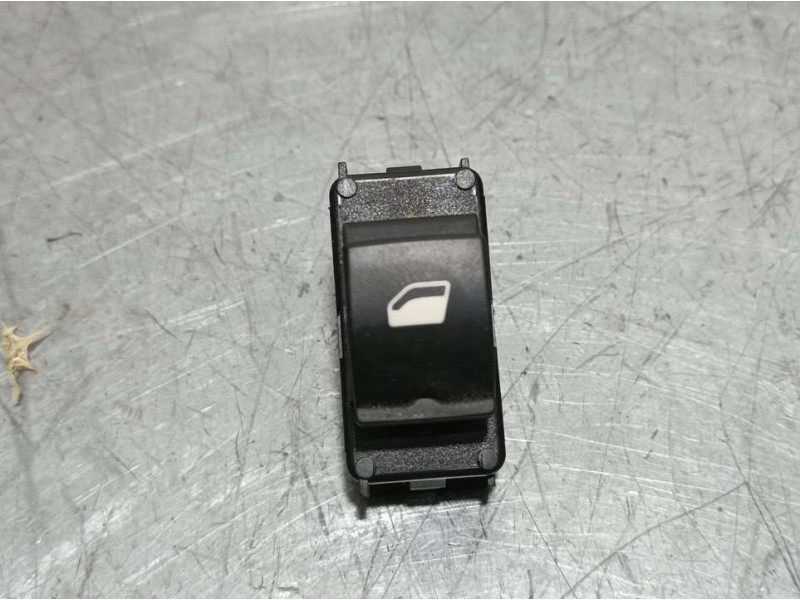 Recambio de mando elevalunas trasero derecho para peugeot 2008 (p1) allure referencia OEM IAM 98044803ZD  