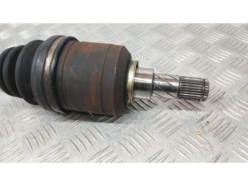 Recambio de transmision delantera izquierda para nissan almera (n16/e) acenta referencia OEM IAM 391015M300  YL9534