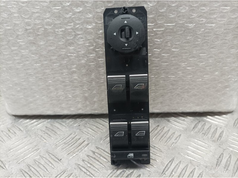 Recambio de mando elevalunas delantero izquierdo para ford b-max trend referencia OEM IAM F1ET14A132AB  