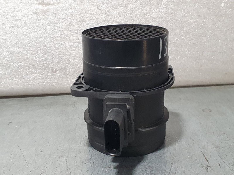 Recambio de caudalimetro para volkswagen golf vi (5k1) advance referencia OEM IAM 03G906461C 0281002735 BOSCH