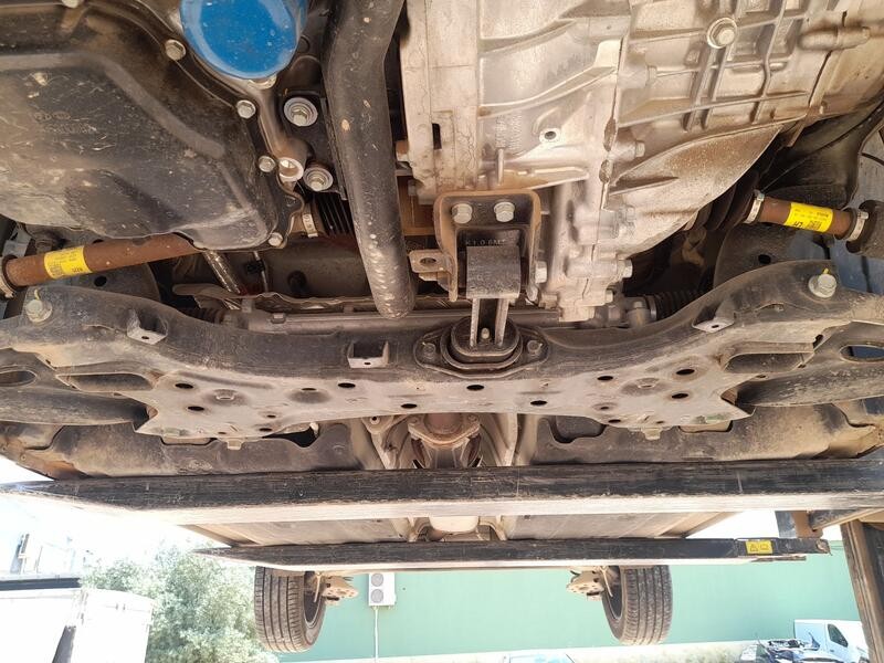 Recambio de puente delantero para kia stonic (yb) 1.0 t-gdi eco-dynamics+ referencia OEM IAM 62400H8510  