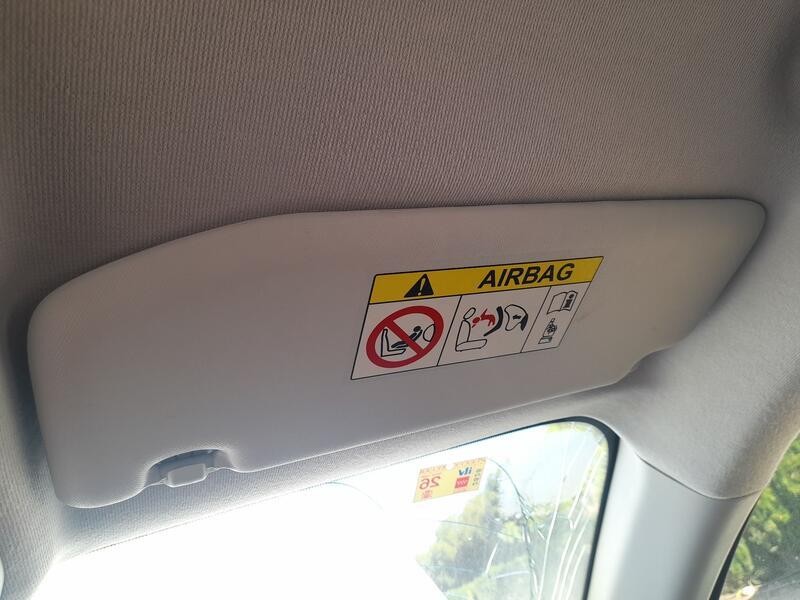 Recambio de parasol derecho para peugeot 208 ii (ub_, up_, uw_, uj_) e-208 referencia OEM IAM 98100807PR  