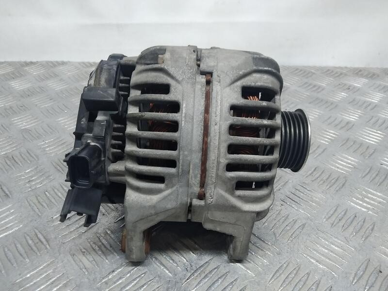 Recambio de alternador para ford mondeo berlina (gd) ghia referencia OEM IAM 98bb10300 bosch 0124415006