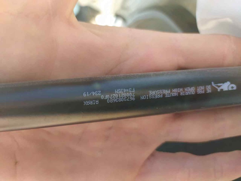 Recambio de amortiguadores maletero / porton para peugeot 208 tech edition blue hdi referencia OEM IAM 1609616580  