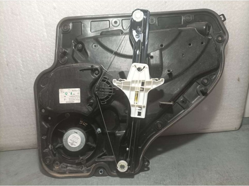 Recambio de elevalunas trasero izquierdo para volkswagen golf vi (5k1) advance referencia OEM IAM 5K4839729H  ELECTRICO