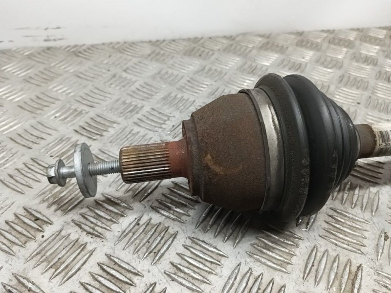 Recambio de transmision delantera izquierda para ford focus lim. (cb4) trend referencia OEM IAM 3M513B437DAF  