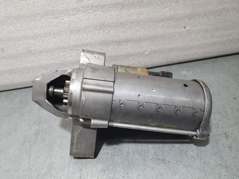 Recambio de motor arranque para peugeot expert furgón pro standard referencia OEM IAM 9675660680 0001174601 BOSCH