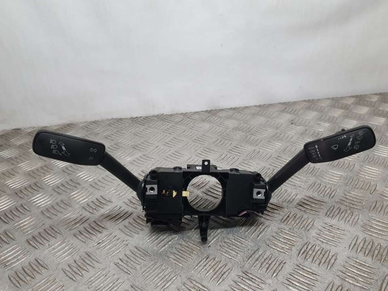 Recambio de mando luces y limpia para seat toledo (kg3) style referencia OEM IAM 2Q0953507E 1013792101 