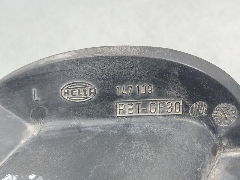 Recambio de faro antiniebla izquierdo para ford mondeo berlina (gd) ghia referencia OEM IAM 147109 HELLA 