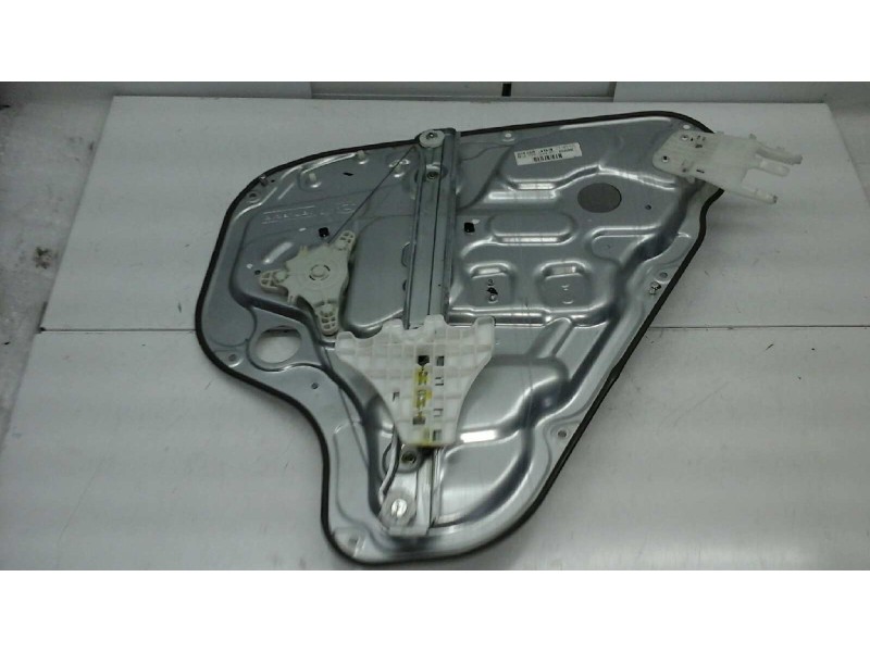 Recambio de elevalunas trasero izquierdo para hyundai i30 comfort referencia OEM IAM 834702L020 6 PINS ELECTRICO