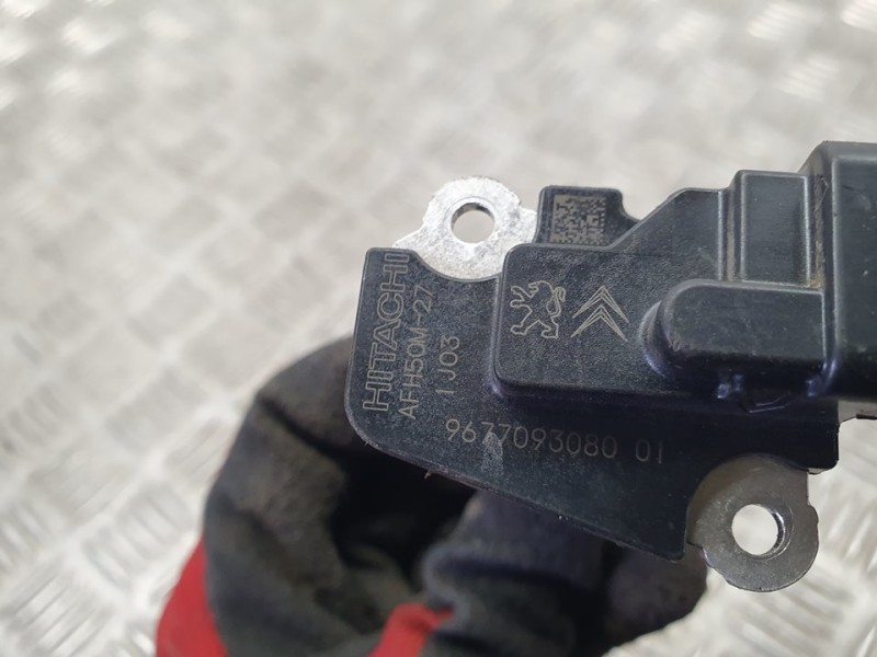 Recambio de caudalimetro para peugeot 2008 (p1) active referencia OEM IAM 9677093080 AFH50M27 HITACHI