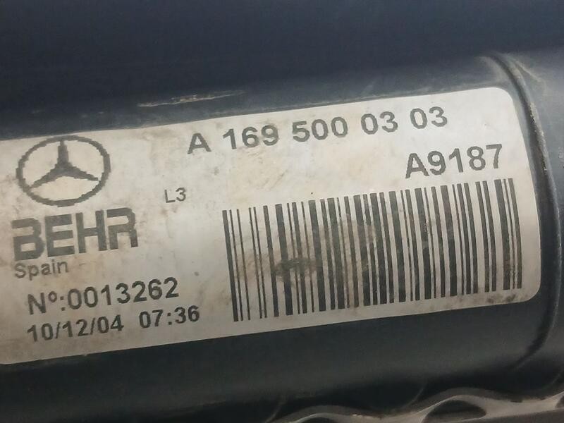 Recambio de radiador agua para mercedes-benz clase a (w169) elegance referencia OEM IAM A1695000303  
