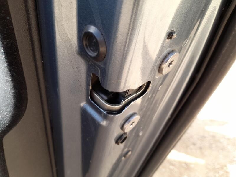 Recambio de cerradura puerta trasera derecha para citroën c4 picasso i monospace (ud_) 1.6 hdi referencia OEM IAM 9138J9  