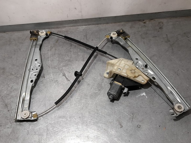 Recambio de elevalunas delantero derecho para citroën c4 cactus onetone referencia OEM IAM 9674552480 0130822570 ELÉCTRICO 2 PIN