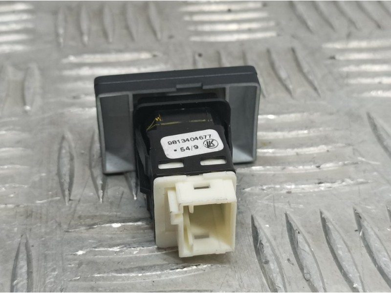 Recambio de warning para peugeot 508 active referencia OEM IAM 9813404677  