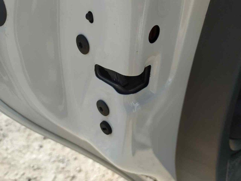 Recambio de cerradura puerta trasera izquierda para peugeot 208 tech edition blue hdi referencia OEM IAM 9812501280  