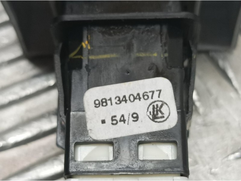 Recambio de warning para peugeot 508 active referencia OEM IAM 9813404677  