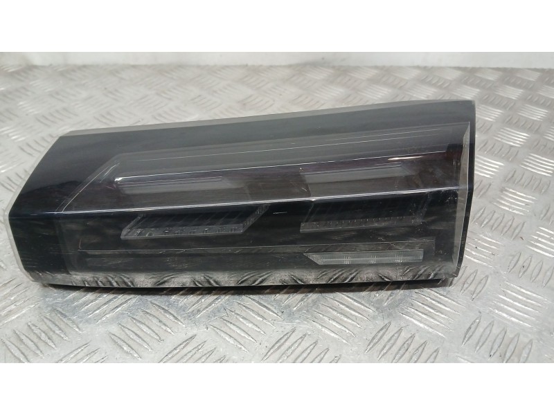 Recambio de piloto trasero derecho interior para peugeot 2008 ii (ud_, us_, uy_, uj_, ur_, uc_) 1.2 puretech 100 referencia OEM 