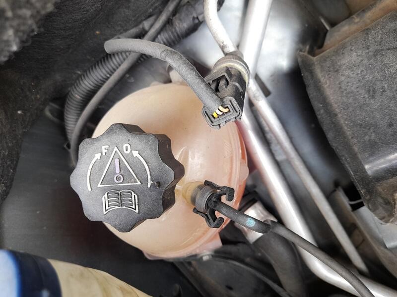 Recambio de deposito expansion para citroën c4 picasso i monospace (ud_) 1.6 hdi referencia OEM IAM 4635C2  