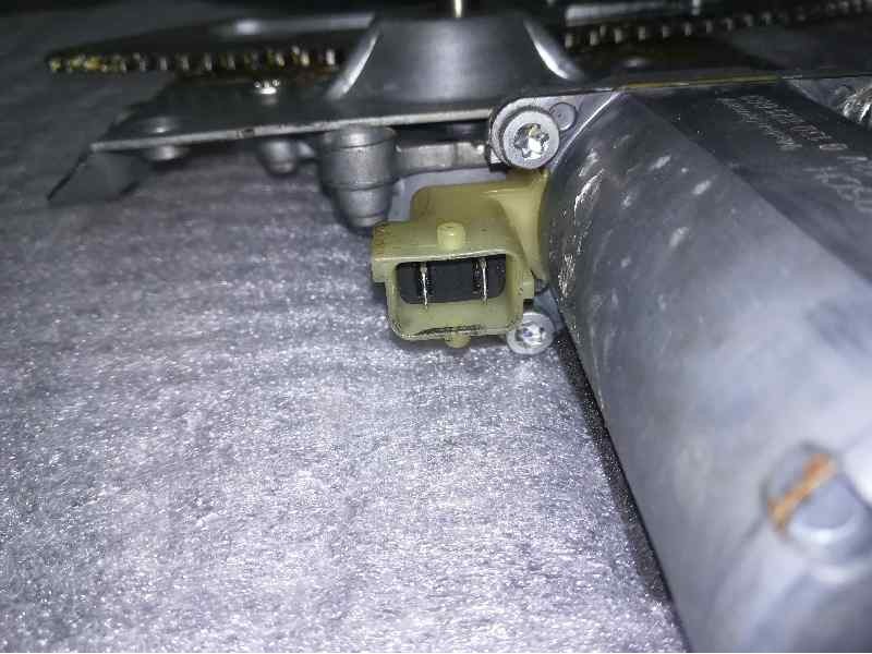 Recambio de elevalunas delantero derecho para saab 900 coupé 2.0 s referencia OEM IAM 0130821663 2 PINS ELECTRICO 