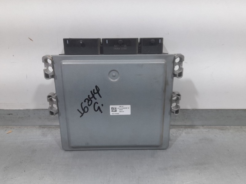 Recambio de centralita motor uce para renault megane iv berlina 5p limited referencia OEM IAM A2829005900 A3C0244610101 CONTINEN