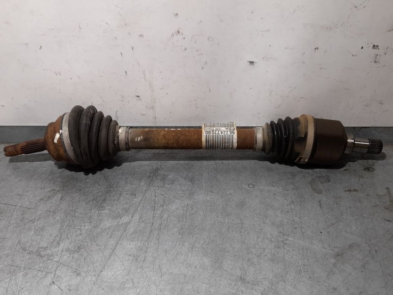 Recambio de transmision delantera izquierda para citroën c4 cactus onetone referencia OEM IAM 9677477080  