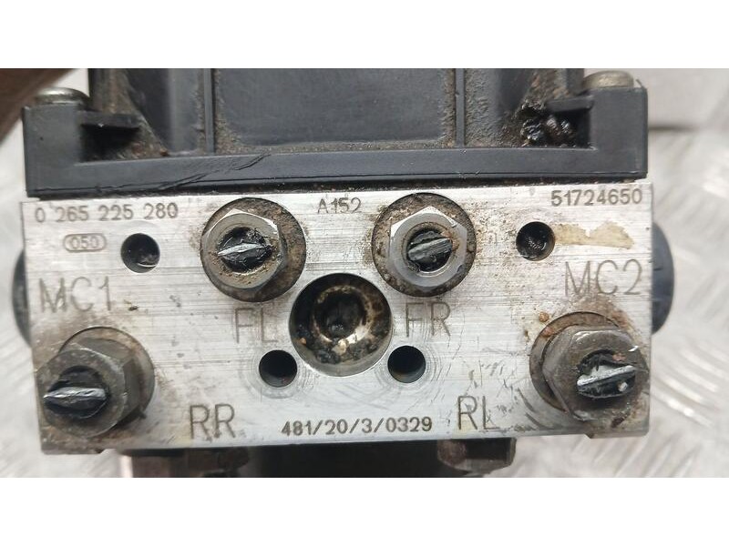 Recambio de abs para alfa romeo 156 sportwagon progresion referencia OEM IAM 51724650 BOSCH 0265225280
