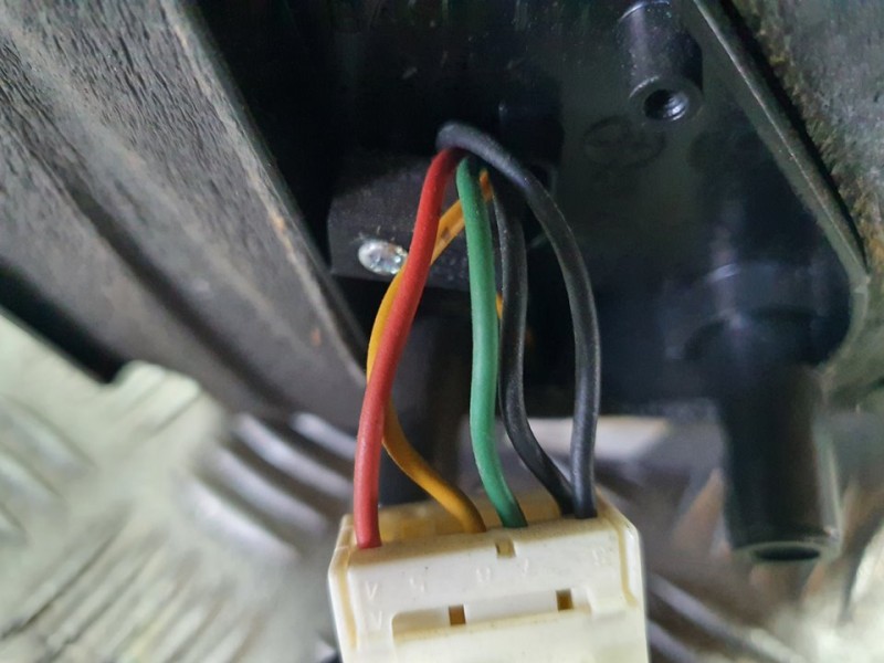 Recambio de retrovisor izquierdo para chevrolet aveo ls referencia OEM IAM SIN REF  ELECTRICO