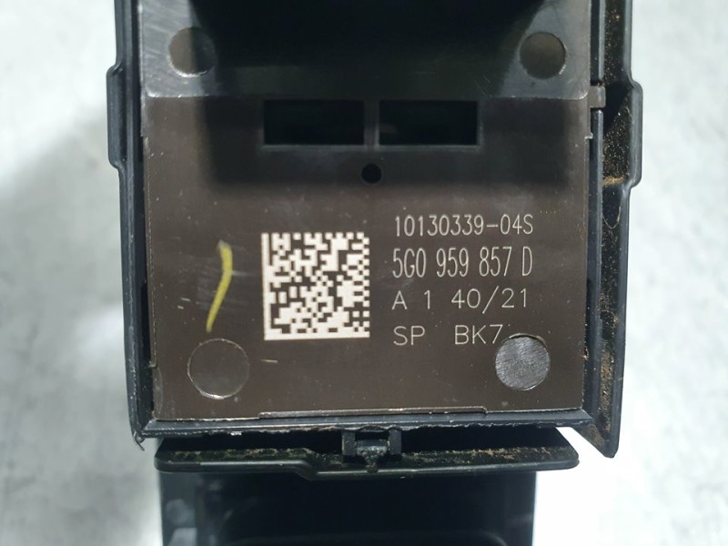 Recambio de mando elevalunas delantero izquierdo para skoda kamiq (nw4) active referencia OEM IAM 5G0959857D 1013033904S 